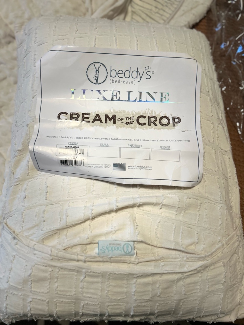 Beddy's LuxeLine Cream of the Crop Quilted Comforter - Cream - Picture 4 of 10